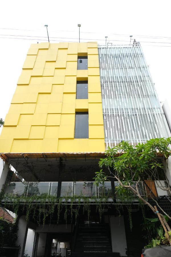 Best Hotel Kedungsari Surabaia Exterior foto